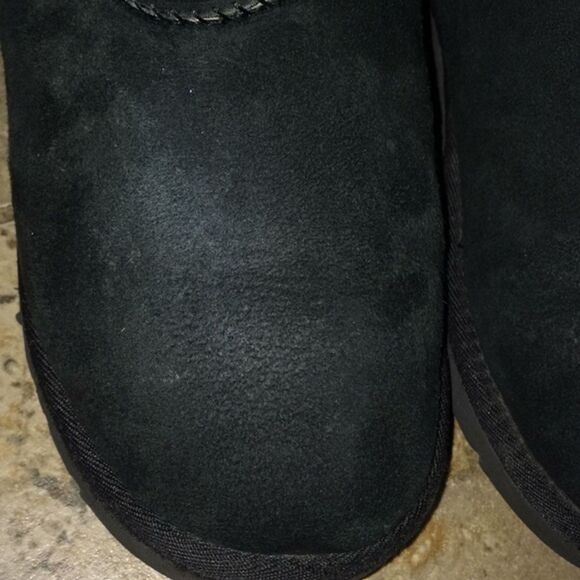 UGG Black Bailey Button Suede Winter Boots Womens US 5 EU 35 - Picture 12 of 12